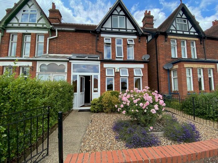 4 Bedroom houses for sale in Harleston, IP20, Norfolk