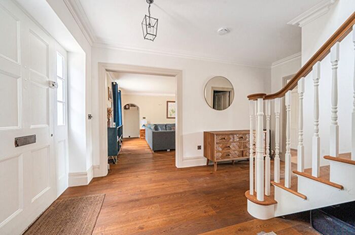 4 Bedroom Detached House For Sale In Hollybush Lane, Burghfield Common, Reading, Berkshire, RG7