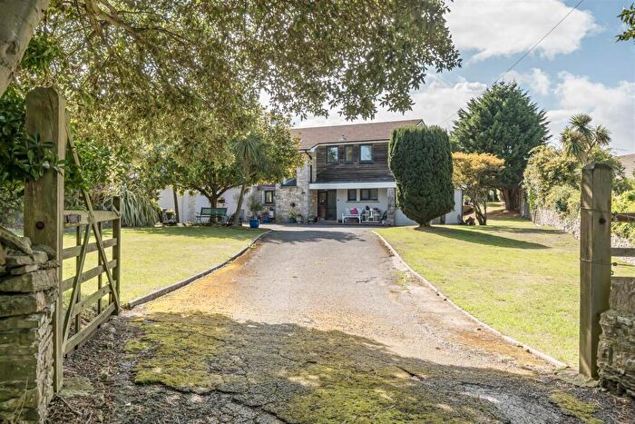 5 Bedroom House For Sale In Bon Accord Road, Swanage, BH19
