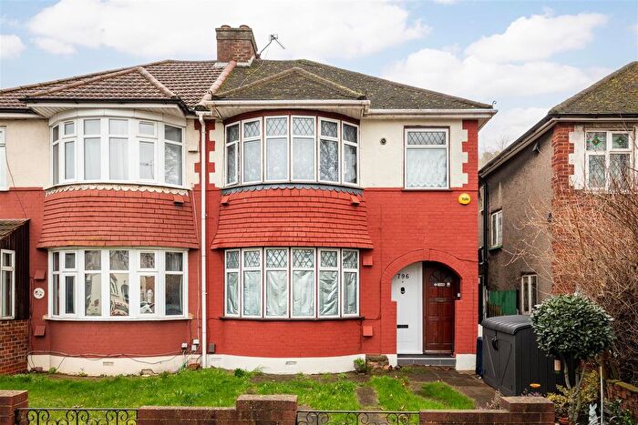 2 Bedroom Flat To Rent In Greenford Road, Greenford, UB6