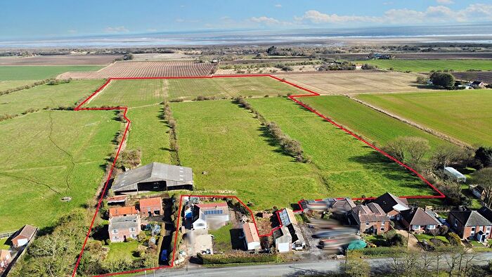 4 Bedroom Farmhouse For Sale In Swinton House, Theddlethorpe, LN12