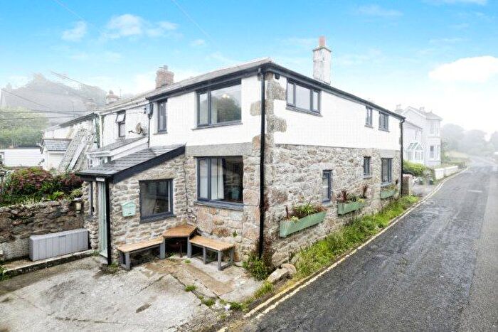 3 Bedroom End Of Terrace House To Rent In St. Marys Terrace, Penzance, TR19