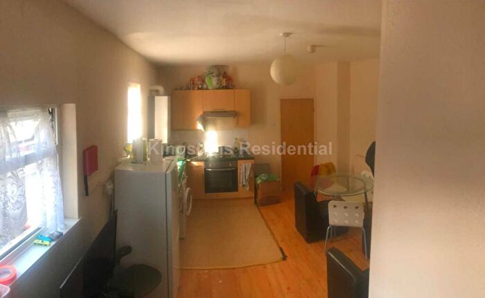 2 Bedroom Flat To Rent In Claude Road, Roath, Cardiff, CF24