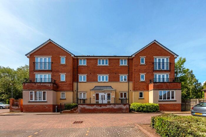2 Bedroom Apartment To Rent In Haverhill Grove, Wombwell, Barnsley, S73