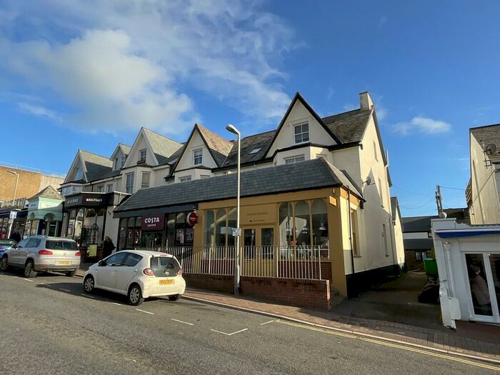 2 Bedroom Flat To Rent In Belle Vue, Bude, EX23