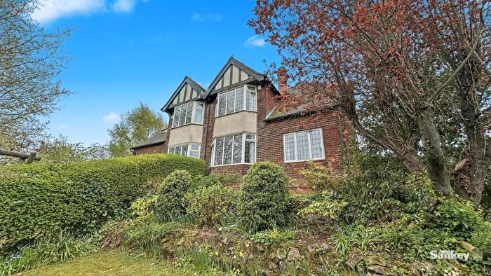 3 Bedroom Semi Detached House For Sale In Peafield Lane, Mansfield Woodhouse, NG19