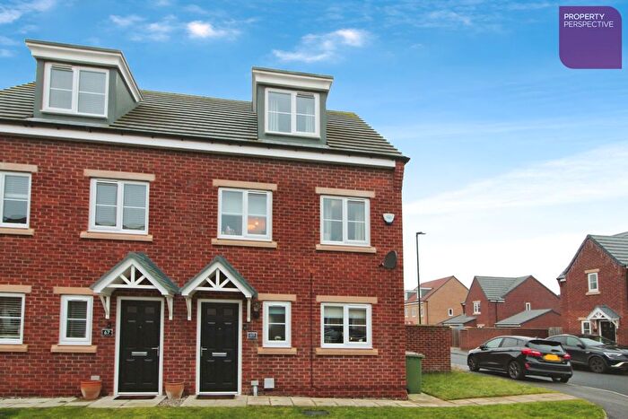 3 Bedroom Semi Detached House For Sale In Elderwood Gardens, Middlesbrough, TS6