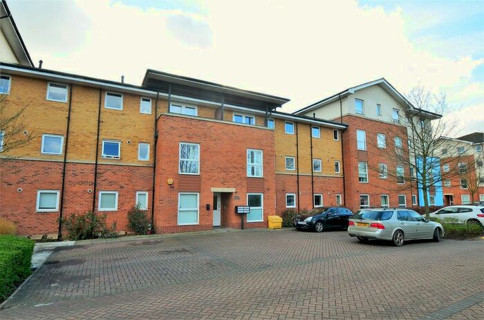 2 Bedroom Flat To Rent In Admiralty Close, West Drayton, UB7