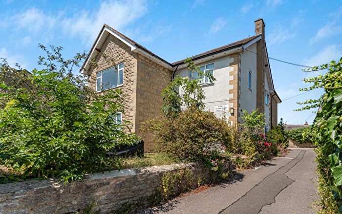 1 Bedroom Flat For Sale In Swan Street, Eynsham, Oxfordshire, OX29