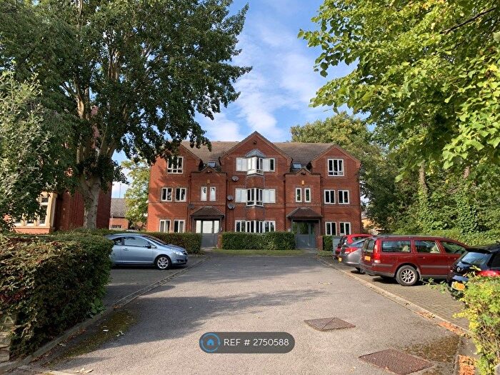 2 Bedroom Flat To Rent In Broomfield Lodge, Leeds, LS6