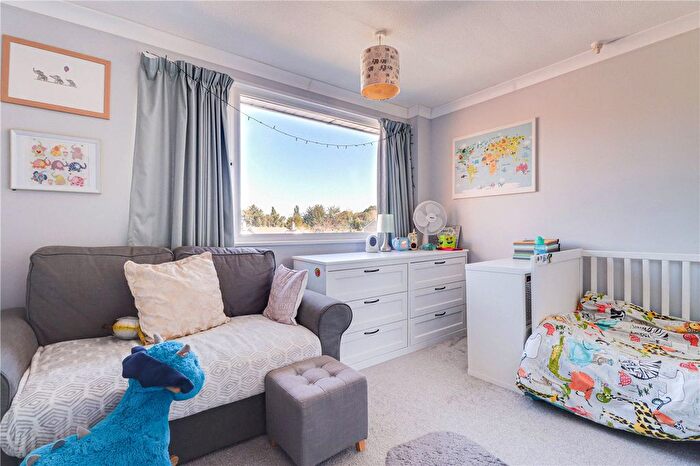 3 Bedroom Terraced House For Sale In The Chilterns, Kensworth, Dunstable, Bedfordshire, LU6