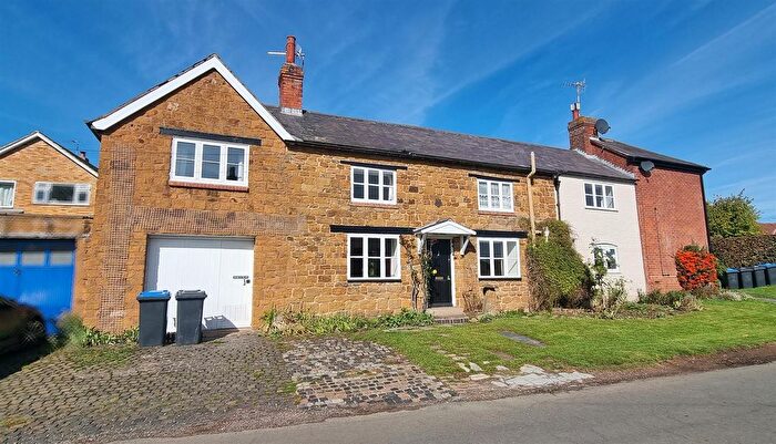 4 Bedroom Cottage For Sale In New Street, Napton, Southam, CV47