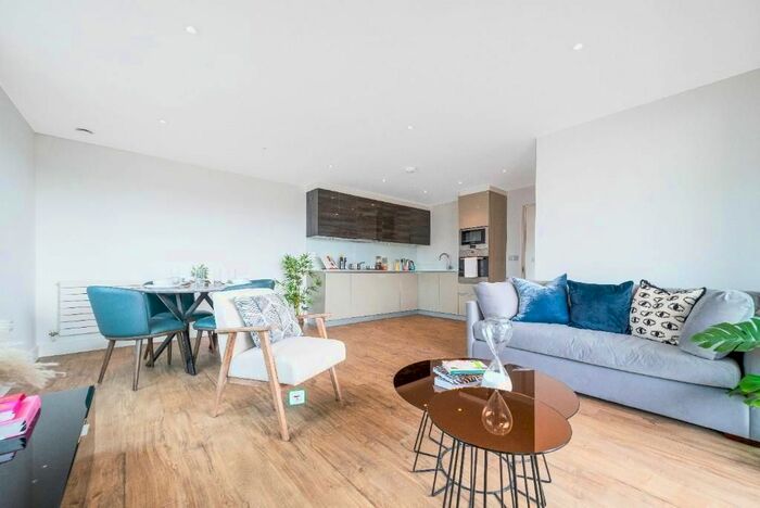 1 Bedroom Flat To Rent In Barking Road, London, London, E16