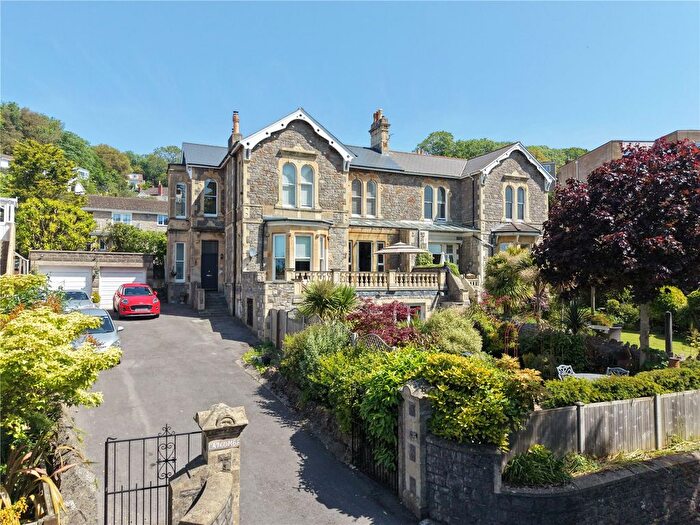 3 Bedroom Flat For Sale In Eastfield Park, Weston-Super-Mare, North Somerset, BS23