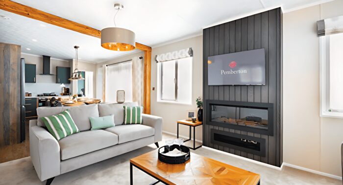 2 Bedroom Lodge For Sale In Bucksburn, Aberdeen, AB21
