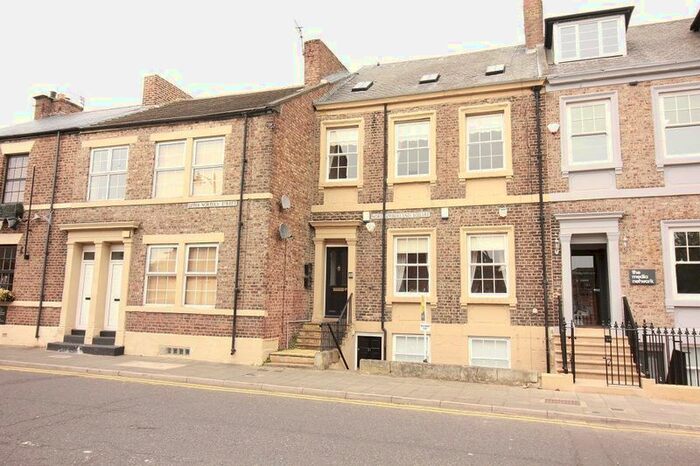 2 Bedroom Flat To Rent In Northumberland Square, North Shields, NE30