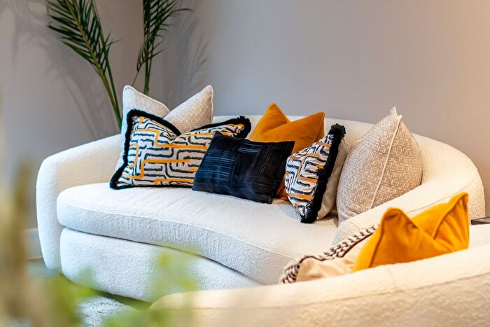 1 Bedroom Flat For Sale In Flat Abbotswood Place, Streatham, SW16