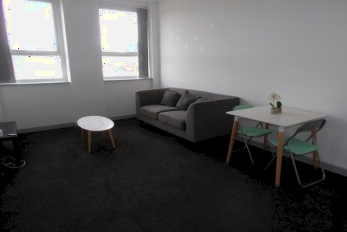 Studio To Rent In High Street, Blackburn, BB1