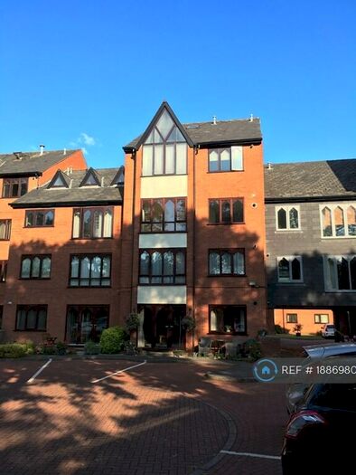 2 Bedroom Flat To Rent In Grosvenor Crescent, Grimsby, DN32