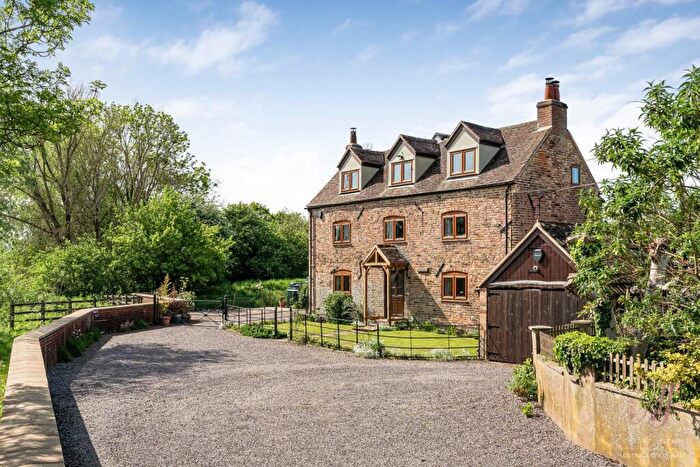 5 Bedroom Character Property For Sale In Weir Green, Elmore, Gloucester, GL2