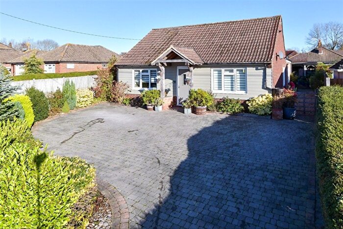 4 Bedroom Detached Bungalow For Sale In Chestnut Lane, Matfield, Tonbridge, Kent, TN12