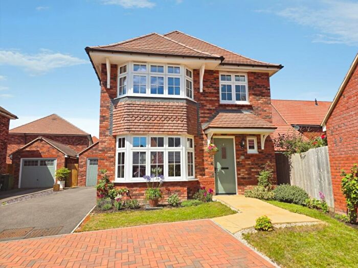 4 Bedroom Detached House For Sale In Samuel Reynolds Close, Great Oldbury, Stonehouse, GL10