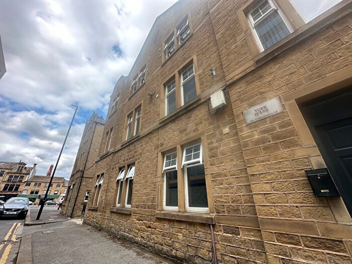 2 Bedroom Flat To Rent In Oldgate, Huddersfield, HD1