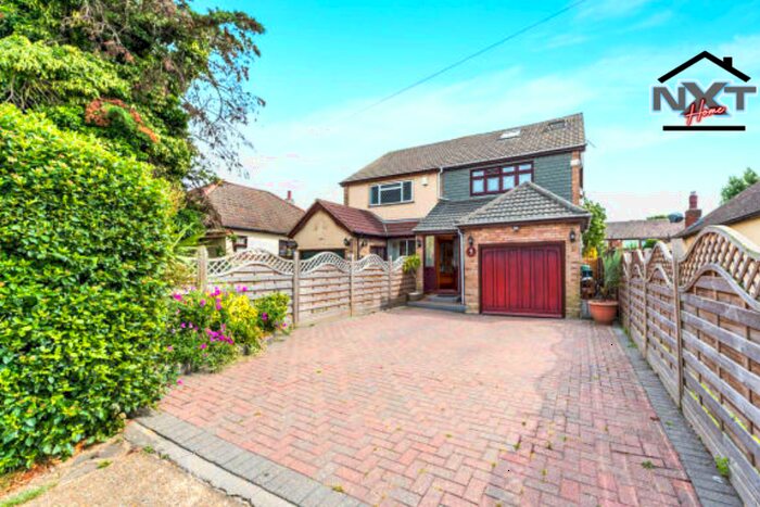 4 Bedroom Terraced House To Rent In Glebe Road, Rainham, RM13