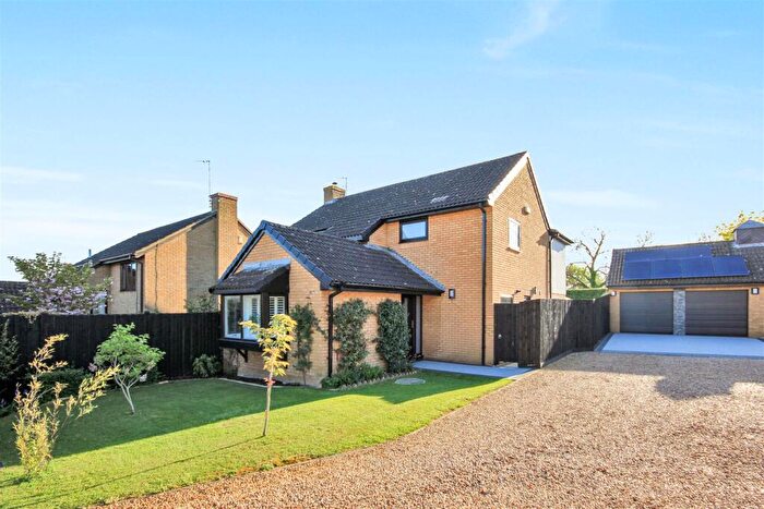 4 Bedroom Detached House For Sale In The Downs, Wellingborough, NN9
