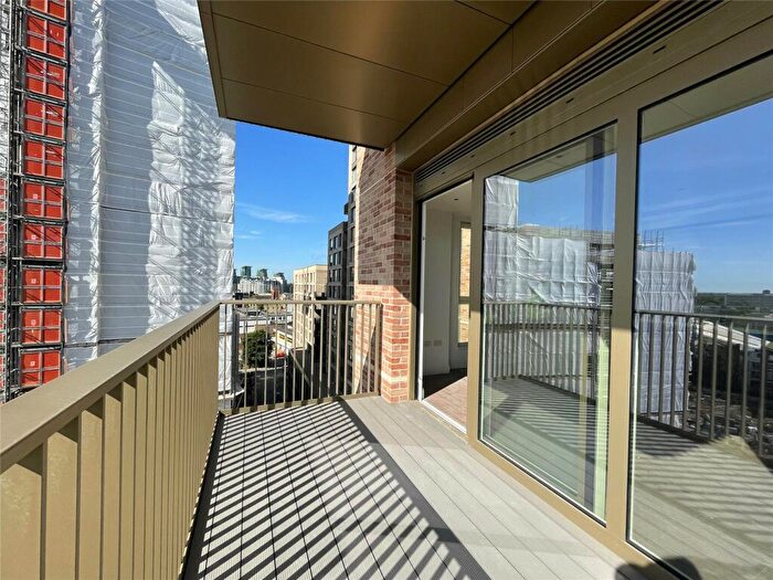 2 Bedroom Apartment To Rent In Juniper Gardens, Oval Village, Gasholder Place, Oval, SE11