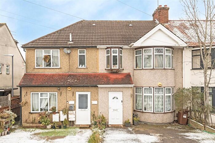 1 Bedroom Flat For Sale In Somervell Road, Harrow, HA2