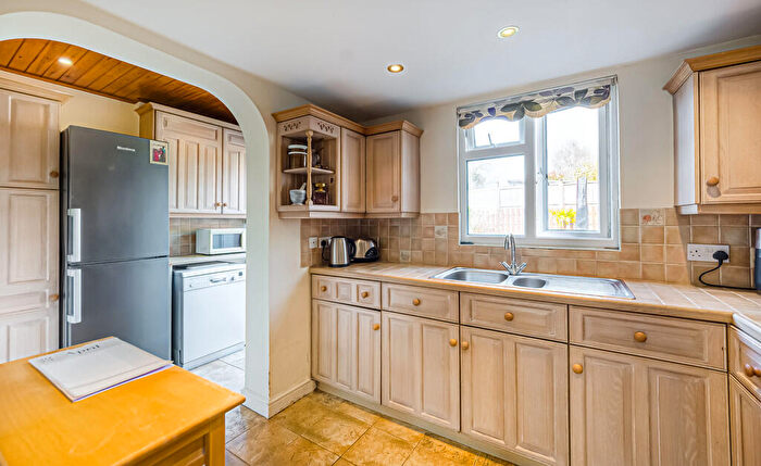2 Bedroom Cottage For Sale In Mill Cottages, Yapton Road, PO22