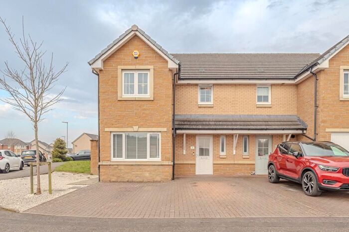 3 Bedroom Semi-Detached House For Sale In Dunlop Close, Stepps, G33