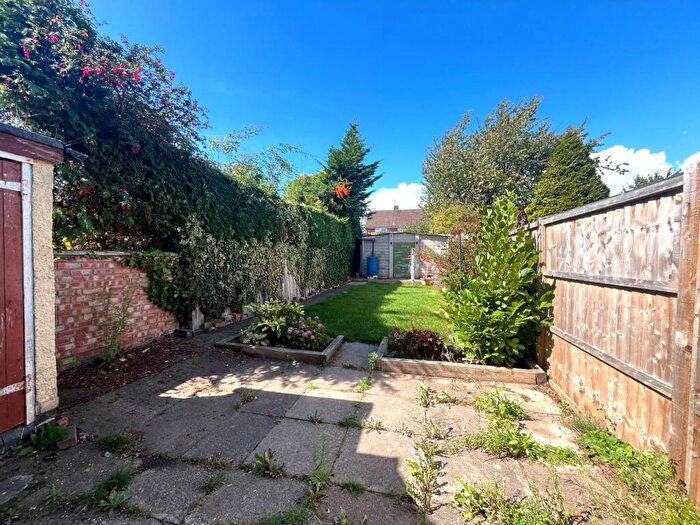 3 Bedroom Terraced House To Rent In Outermarch Road, Radford, Coventry, CV6