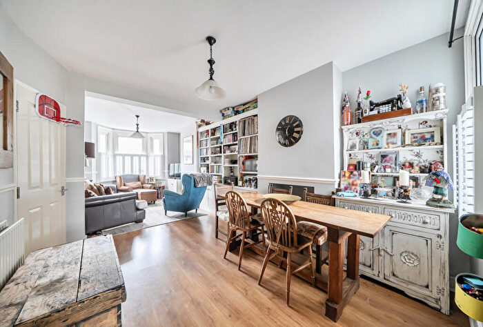 4 Bedroom Terraced House For Sale In Beddington Grove, Wallington, SM6