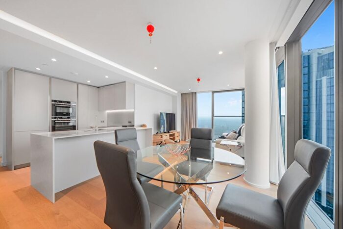 2 Bedroom Flat To Rent In Hampton Tower, Marsh Wall, E14