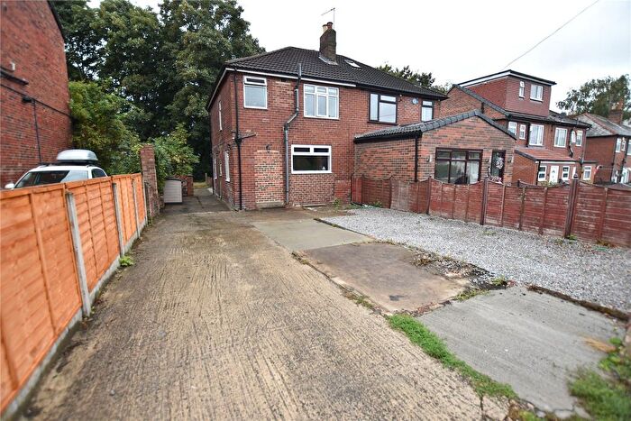 3 Bedroom Semi Detached House For Sale In Morritt Drive, Leeds, West Yorkshire, LS15
