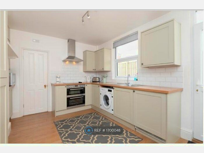 4 Bedroom Terraced House To Rent In North Holmes Road, Canterbury, CT1