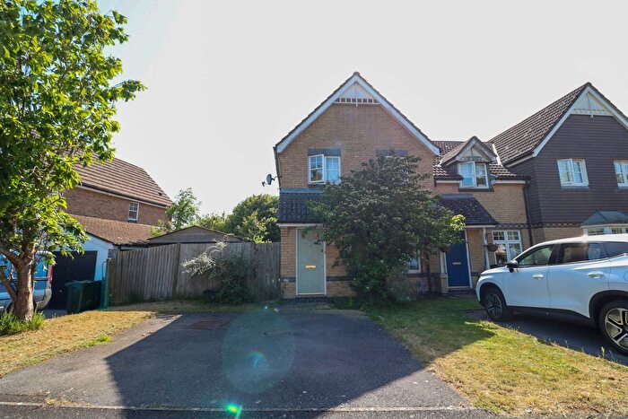 3 Bedroom End Terrace House To Rent In Vincent Place, Kennington, Ashford, TN24
