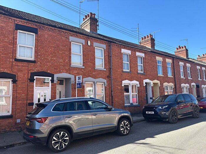 3 Bedroom Terraced House To Rent In Southampton Road, Northampton, Northamptonshire, NN4