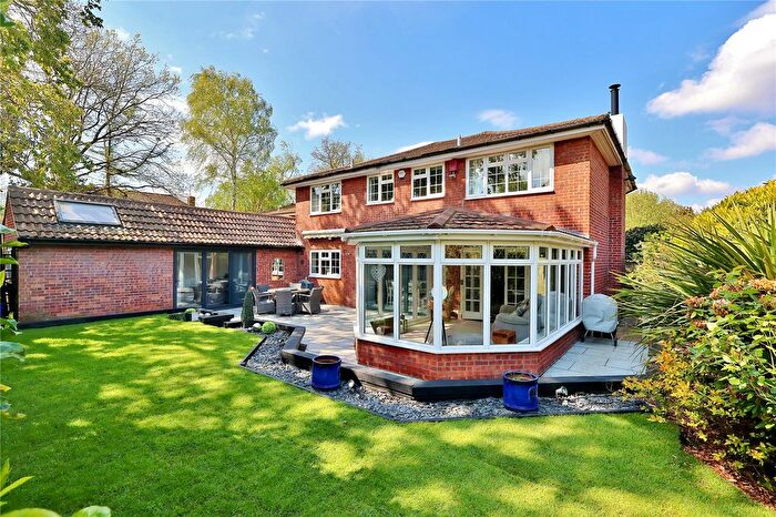 6 Bedroom Detached House For Sale In East Gardens, Woking, Surrey, GU22