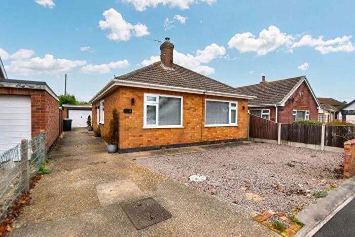 3 Bedroom Bungalow For Sale In North Foreland Drive, Skegness, PE25