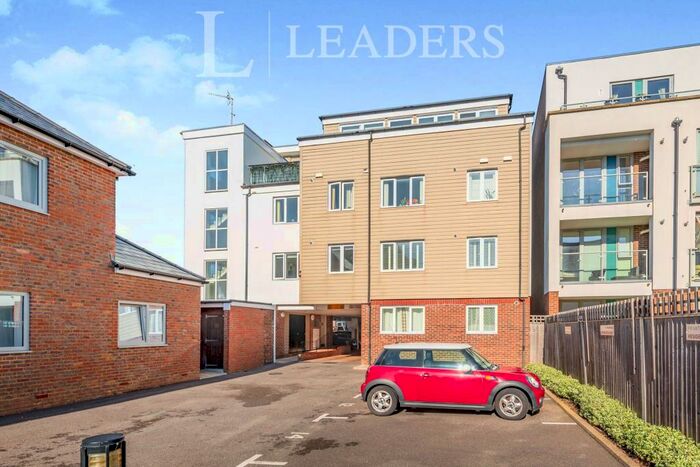 1 Bedroom Apartment To Rent In Bridges Place, Horsham, RH12