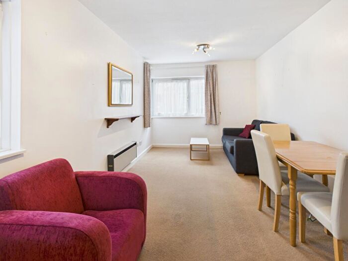 1 Bedroom Apartment To Rent In Beaulands Close Cambridge, CB4