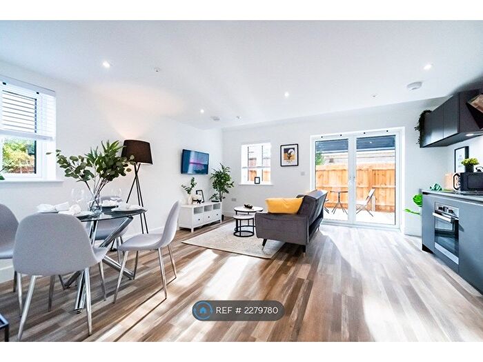 1 Bedroom Terraced House To Rent In Blinco Grove, Cambridge, CB1