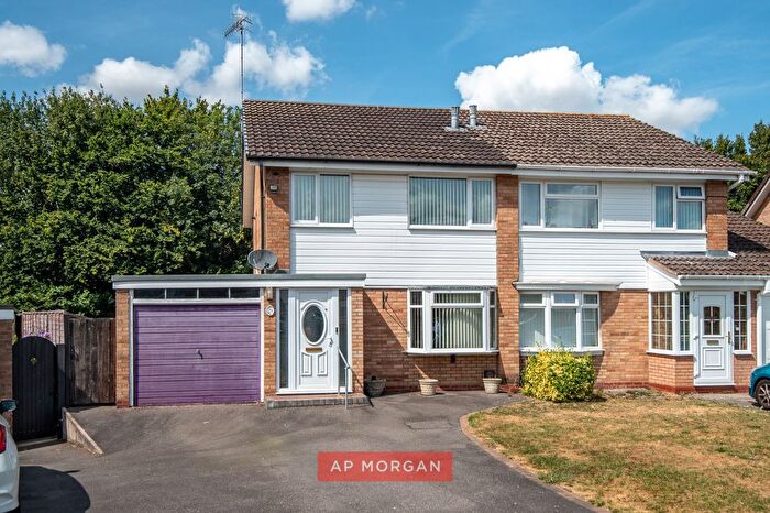 3 Bedroom Semi-Detached House For Sale In Coniston Close, Harwood Park, Bromsgrove, Worcestershire, B60