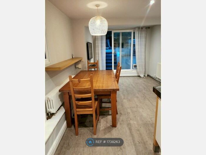 1 Bedroom Flat To Rent In Wilbury Villas, Hove, BN3