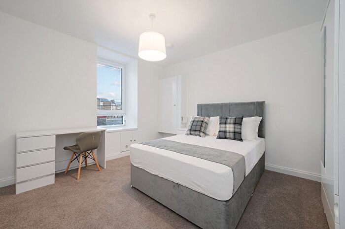 2 Bedroom Flat To Rent In Albert Street, Dundee, DD4