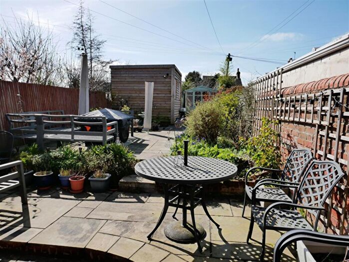 2 Bedroom Semi Detached House For Sale In London Road, Chippenham, SN15