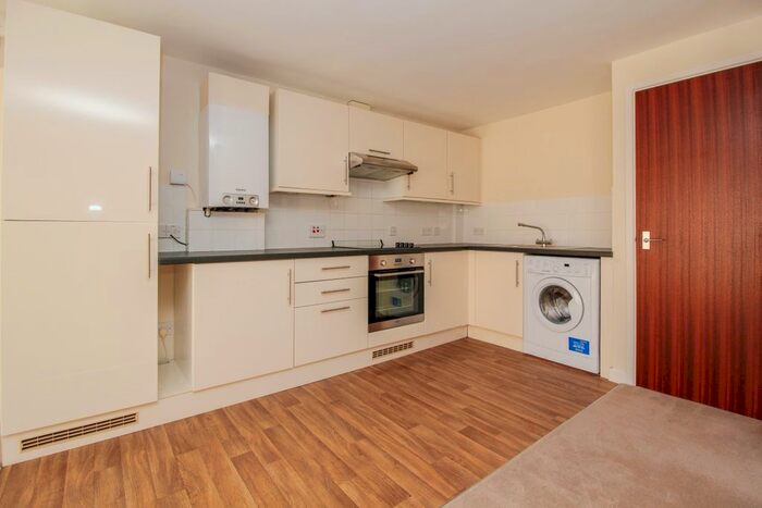 2 Bedroom Flat To Rent In Brook Street, Oxford, OX1
